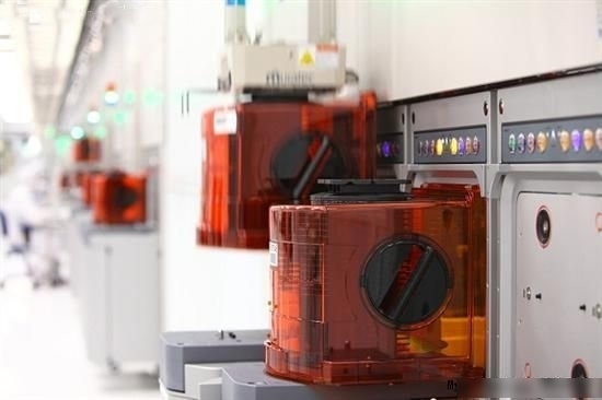 Intel芯片制造工厂探秘 从晶圆到处理器的科技圣殿